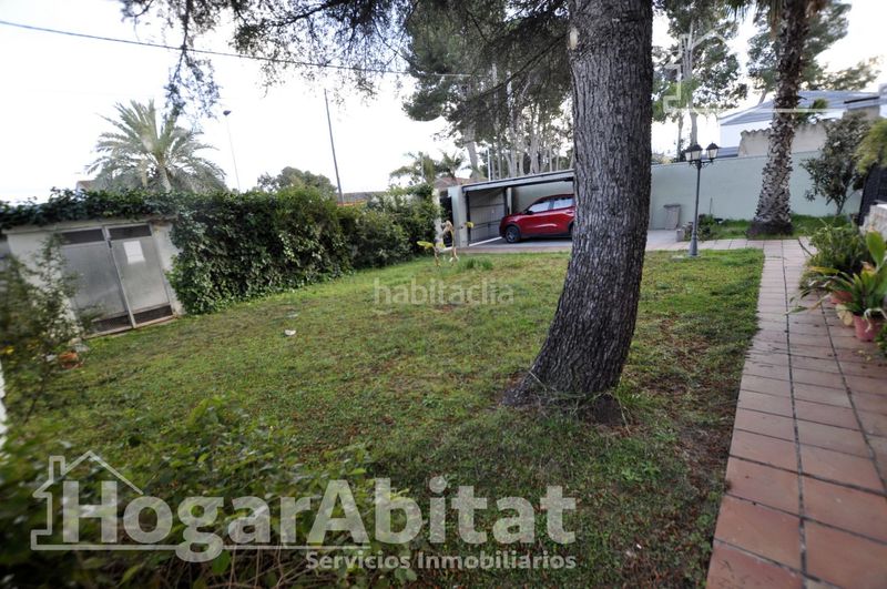 Foto 135aeb05-5756-439f-a446-b7c2adbc268d. Chalet extraordinario chalet! amplio y luminoso con garaje, piscina privada y terraza en Riba - roja de Túria