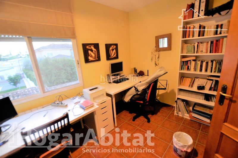 Foto 3324da7f-5858-483a-b765-53f472240163. Chalet extraordinario chalet! amplio y luminoso con garaje, piscina privada y terraza en Riba - roja de Túria