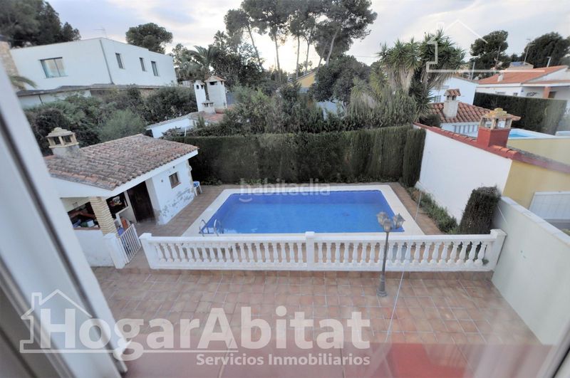 Foto 54d71599-125d-4533-8794-c09caa263198. Chalet extraordinario chalet! amplio y luminoso con garaje, piscina privada y terraza en Riba - roja de Túria