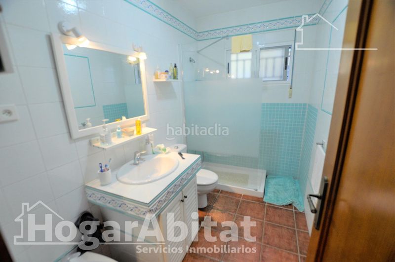 Foto 8e72c074-5978-494f-af85-dfcc00bbba30. Chalet extraordinario chalet! amplio y luminoso con garaje, piscina privada y terraza en Riba - roja de Túria