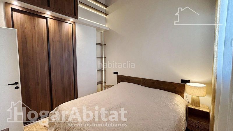 Foto a4d23aca-4fb4-4eee-b83b-443b3311a1b2. Àtic a Barrio del Centro Alicante