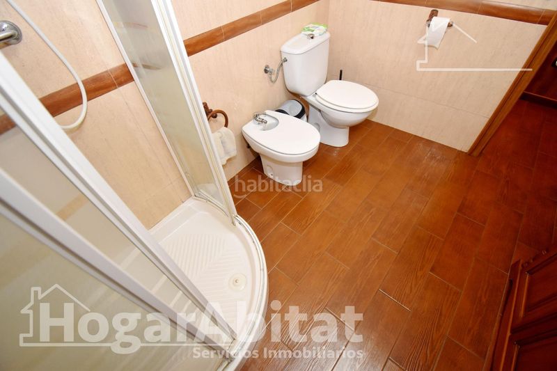 Foto ad0ab347-b70e-45fa-af74-e39417d0236f. Pis a Betxí