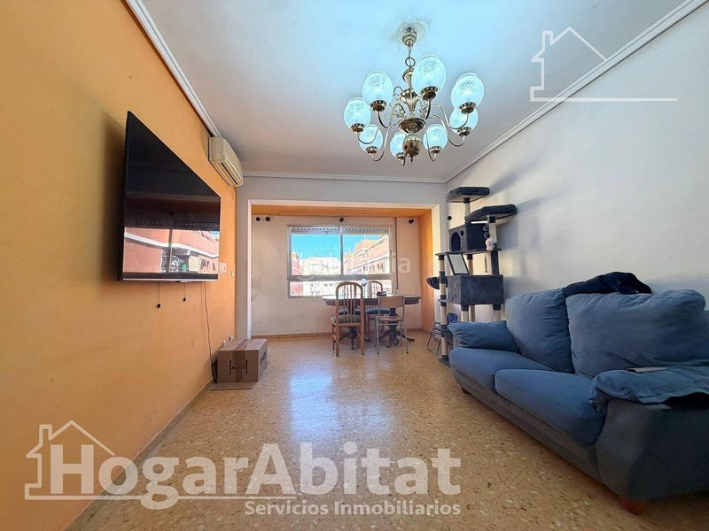 Foto 1eeee5fb-1caf-4218-b7d3-9947650ce2d1. Pis amb aparcament a Centro puerto Sagunt