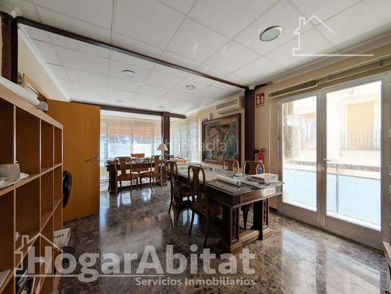Foto 0fdec6ad-39be-4968-bd4b-9d9b180a8fba. Pis a Barrio del Centro Alicante