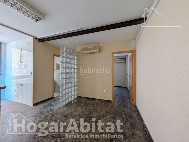Foto 52a6c4bf-f826-4542-bf21-332347131c02. Pis a Barrio del Centro Alicante
