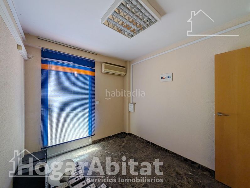 Foto d611b08c-172a-44a5-97b7-eb8a1aac8aef. Pis a Barrio del Centro Alicante