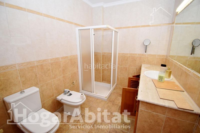 Foto e71f61ec-79a3-4e22-a4ff-702a2b516bca. Casa a Guadassuar