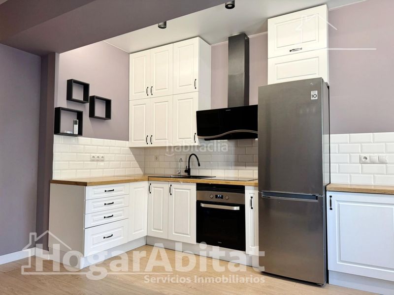 Foto dd36f54a-2508-439b-979a-9669785d0dc8. Pis a Ciutat Fallera Valencia