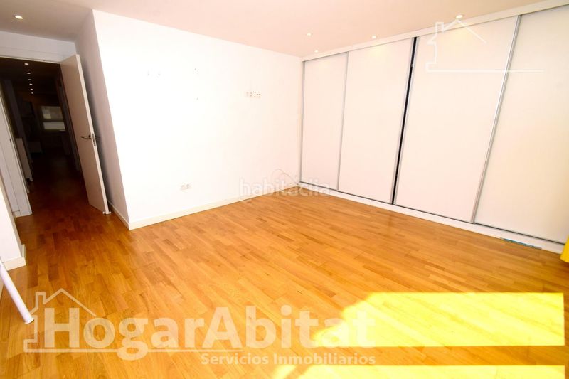 Foto bddec953-42b2-4984-b8cb-4a4e65fd57b2. Pis a Nou Moles Valencia