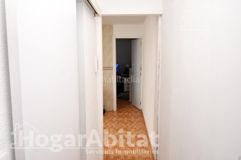 Foto 79204003-31bd-46e5-be3e-e5b17fd1174d. Pis a Silla