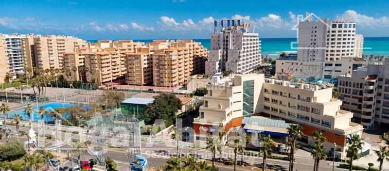 Foto 68f3c84d-abe1-4b1a-a629-5897d44a394f. Pis amb piscina a Aguamarina Oropesa del Mar