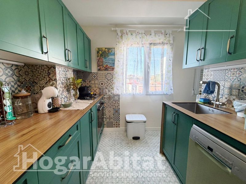 Foto 7af63093-1e89-4ed2-9c46-19ffa453c7c4. Pis a Centro puerto Sagunt