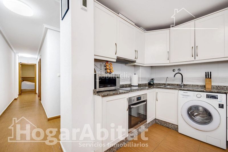 Foto 9fce899c-0353-4c00-9492-0e9a77cfb5cc. Pis a Zona Playa de los Locos Torrevieja