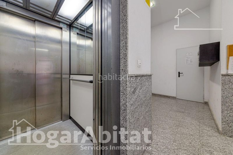 Foto b34f6ef6-4398-43b7-b8f9-e9d41bd01e56. Pis a Zona Playa de los Locos Torrevieja