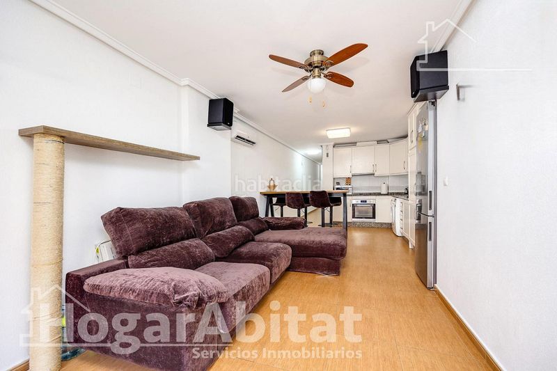 Foto bf803869-710f-428f-8dc7-9ba2ccb8fec6. Pis a Zona Playa de los Locos Torrevieja