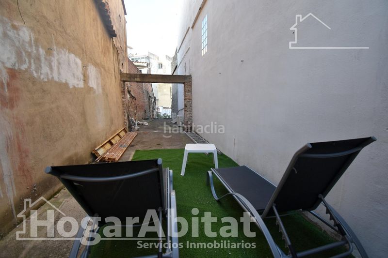 Foto 88b983df-333d-46c0-80fa-75fc5fe300a5. Casa amb aparcament a Bellreguard
