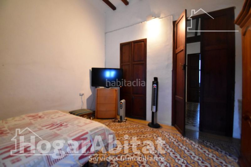 Foto df76db91-ba98-4e26-8f5c-5ddcdb756a82. Casa amb aparcament a Bellreguard