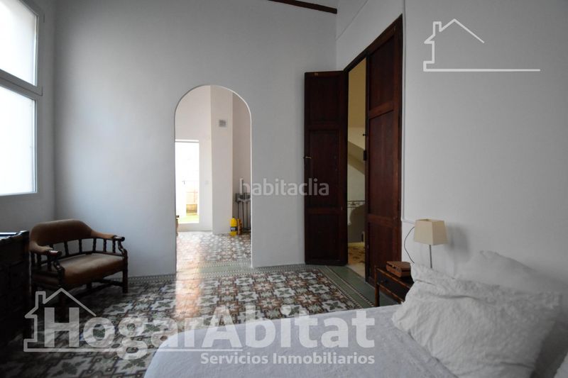 Foto f929c958-86bc-46a7-8dcd-8eba31500083. House with heating parking in Bellreguard