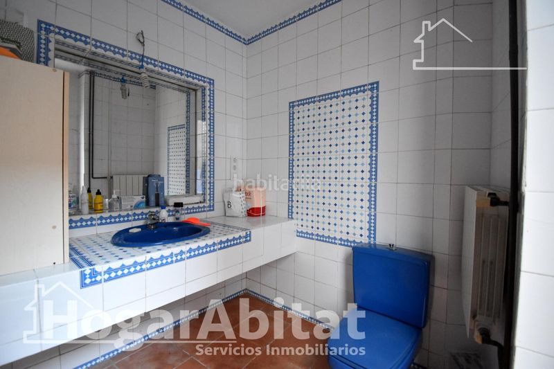 Foto fe4601b1-1af5-430e-8487-1d07792857ad. Casa amb aparcament a Bellreguard