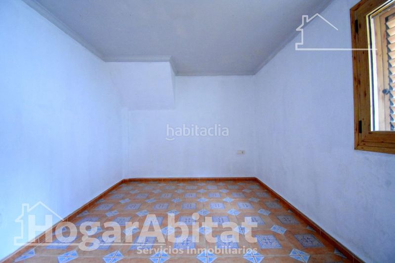 Foto a8596195-d8a6-4e2f-af35-06b37cc65641. Xalet amb calefacció aparcament piscina a Urbanizaciones Gandia
