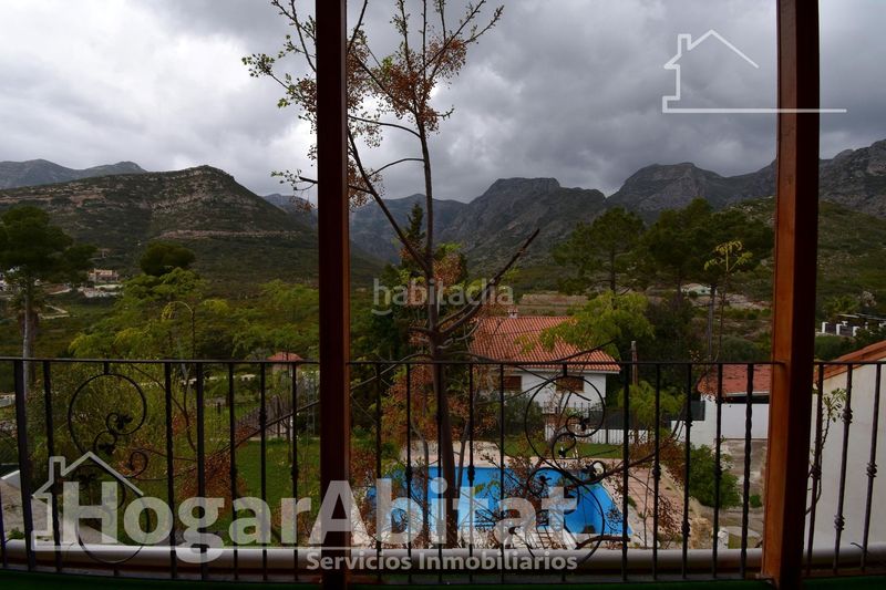 Foto cc04cdd2-daf6-41e9-baa8-9fec9a3ba763. Xalet amb calefacció aparcament piscina a Urbanizaciones Gandia