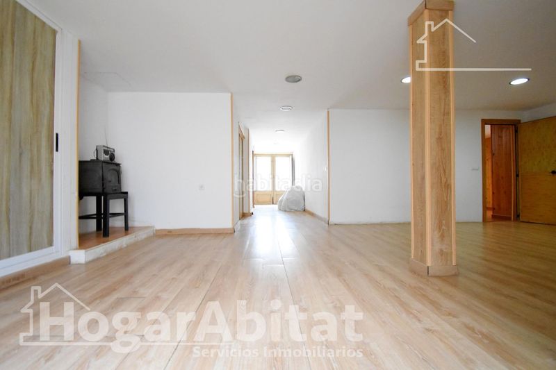 Foto d3d3eb4f-ffbb-4a9a-92f5-f7d1c0e695d2. Xalet amb calefacció aparcament piscina a Urbanizaciones Gandia