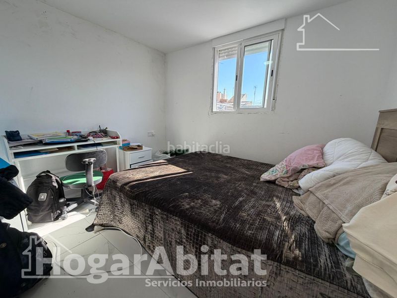 Foto abf81bee-03c3-4572-b169-657c1f920e22. Pis a Centro puerto Sagunt