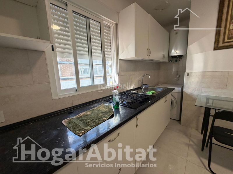 Foto b7135eca-ef96-4c0a-8bdb-42e82857398d. Pis a Centro puerto Sagunt