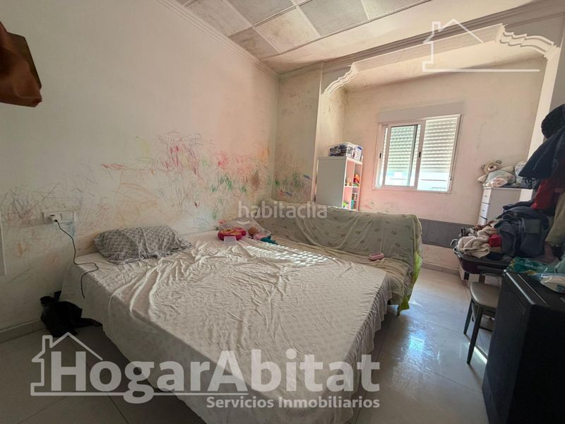 Foto f0ff97df-eb4f-4d5d-aa11-4efa12aee0fb. Pis a Centro puerto Sagunt