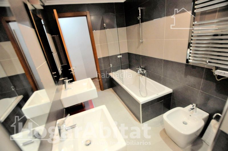 Foto 19332135-2d63-48e0-b407-0d09debbd43c. Pis amb calefacció aparcament a San Ramón-Monte de Piedad Xirivella