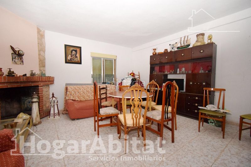 Foto 040ea864-de90-46ba-8af0-43fc8d4b030f. Chalet with pool in Urbanizaciones Llíria