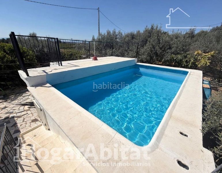 Foto e33f8344-2b62-4fd1-9040-46991fecd7eb. Chalet with heating parking pool in Cumbres de Calicanto Torrent