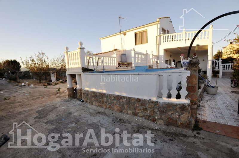Foto 030a67c1-c9b0-451c-bef2-c5ea0a47d967. Xalet amb aparcament piscina a Corinto-Almardà Sagunt
