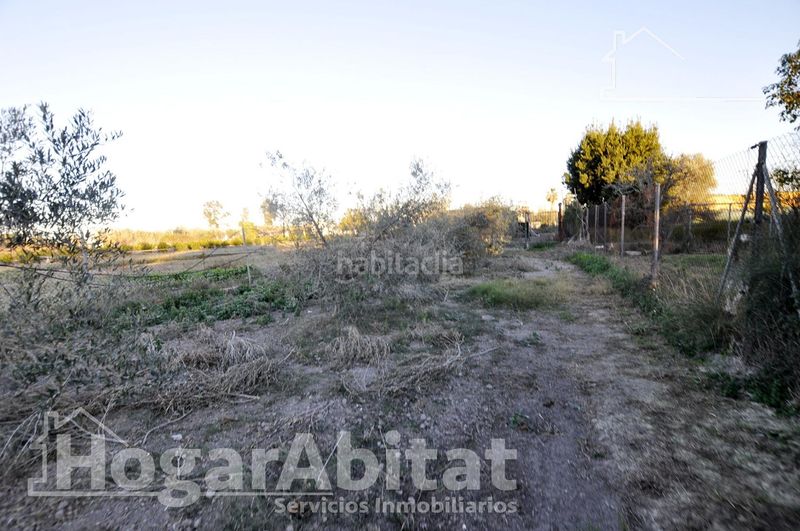 Foto aab9a7ea-7179-4348-9a48-38df6ca5627a. Xalet amb aparcament piscina a Corinto-Almardà Sagunt