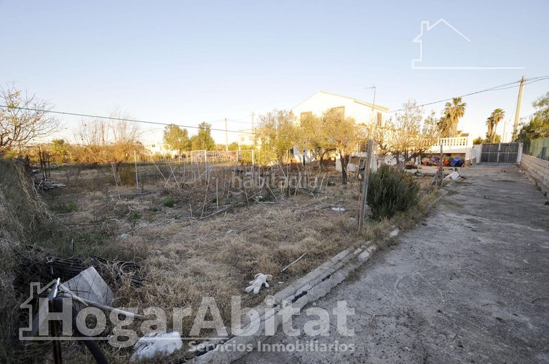 Foto e2a97c38-69b3-481f-a0bf-24e74bc32ccd. Xalet amb aparcament piscina a Corinto-Almardà Sagunt