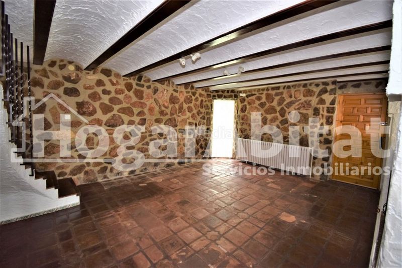 Foto 192065a3-927d-47e3-9a23-177cb90e67a6. Xalet amb aparcament piscina a Alfinach - Monasterios Puçol