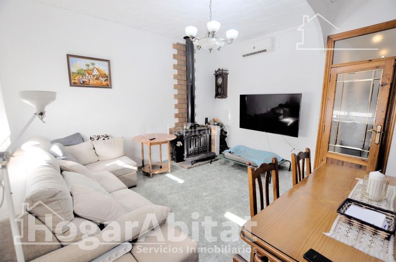 Foto 8f1b09a3-48ff-492c-92b1-5e565e90cbb9. Pis a Fortaleny