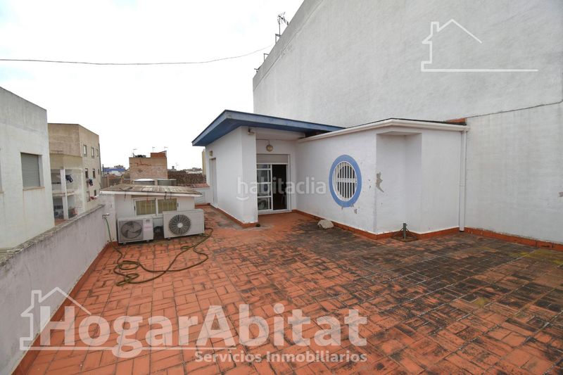 Foto 39943b1d-2760-45bf-9317-9f201e1c2106. Casa amb aparcament a Carlet