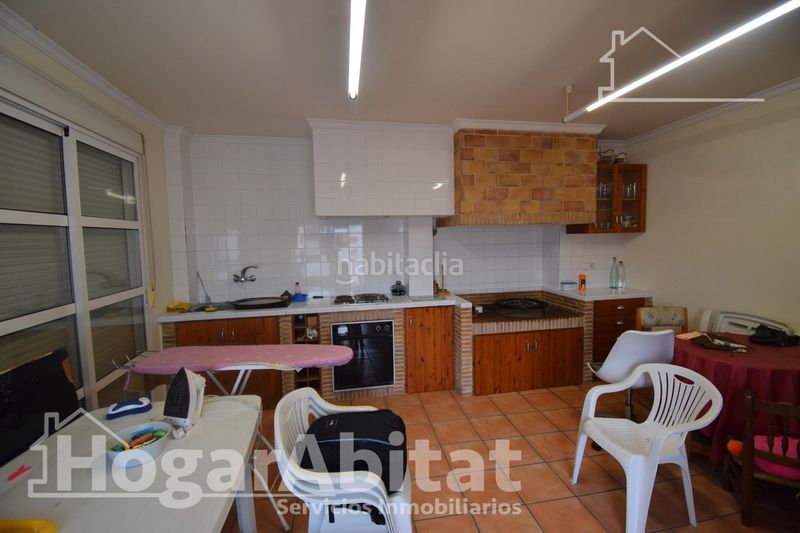 Foto a9651968-9bf4-4f4d-bd4f-158da1d85496. Casa amb aparcament a Carlet