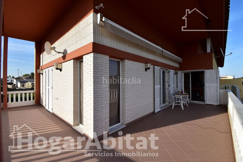 Foto 07f1214d-760d-4a2b-8d41-502517212b6c. Xalet amb aparcament piscina a Oliva pueblo Oliva