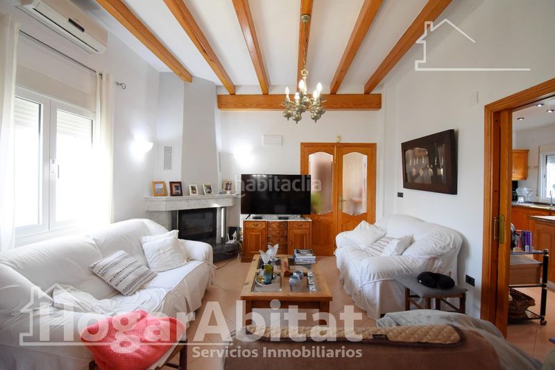 Foto a6887ec0-8a33-4913-8515-192292d3ba5d. Xalet amb aparcament piscina a Oliva pueblo Oliva