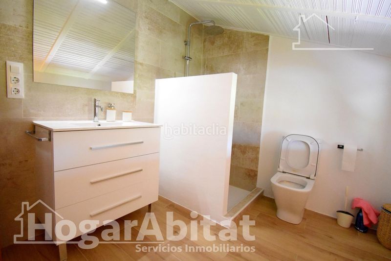 Foto a91a5c17-070c-4ebd-8bbc-34b85052d758. Xalet amb aparcament piscina a Oliva pueblo Oliva