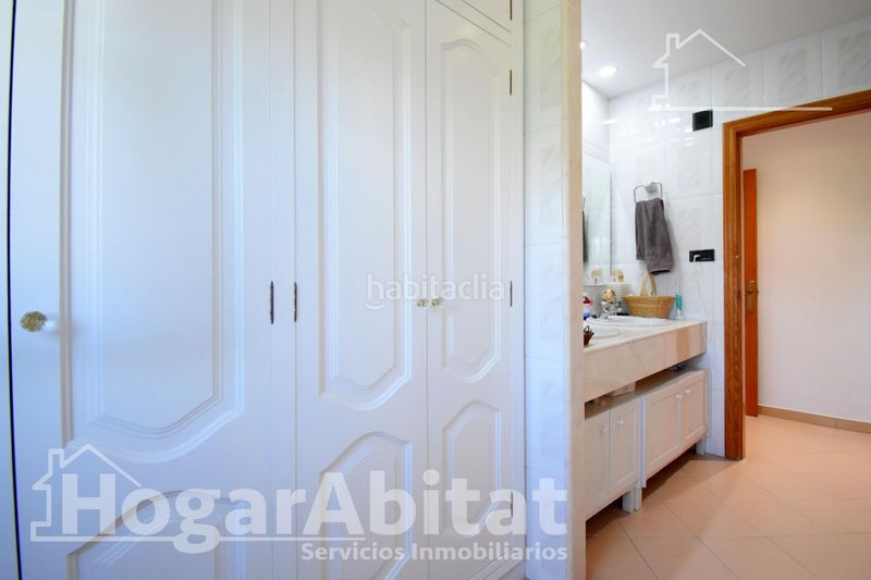 Foto a974ba02-95e3-4562-bba9-efd3aaca7051. Xalet amb aparcament piscina a Oliva pueblo Oliva