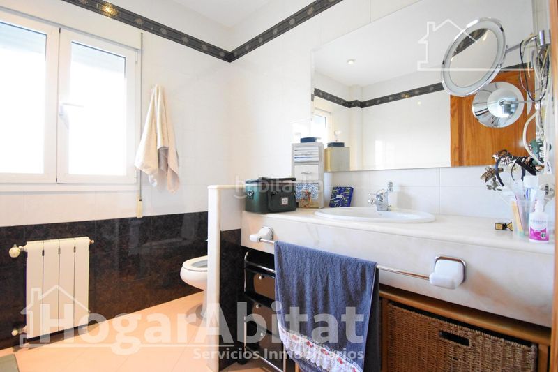 Foto f961c962-87b0-4bd1-933c-70e1a3e724dd. Xalet amb aparcament piscina a Oliva pueblo Oliva