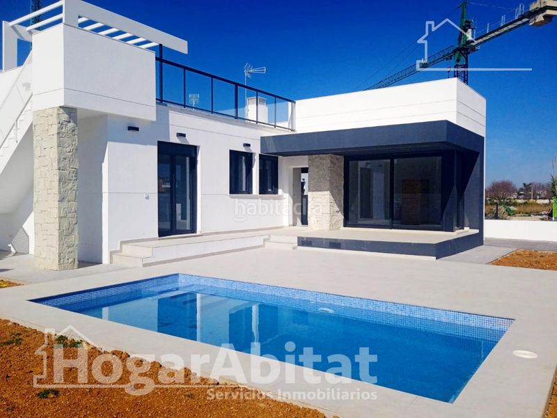 Foto 4167b229-93a7-4025-a429-eb03d8eac59a. Xalet amb aparcament piscina a Poblets (els)