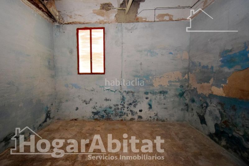 Foto 67cd6594-ff5f-4e2a-a5ca-3fd49590945d. Casa amb aparcament piscina a Benicull De Xúquer