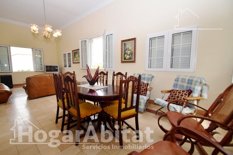 Foto 91b198cb-a104-4027-95f1-2070a4c25c9d. Casa amb aparcament piscina a Benicull De Xúquer