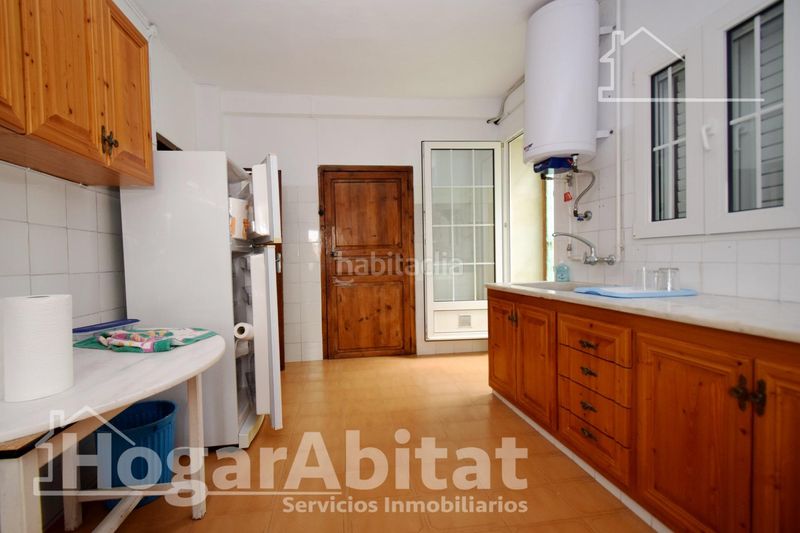 Foto bfbfefa1-9562-496b-a601-22a4aa5d78b7. Casa amb aparcament piscina a Benicull De Xúquer