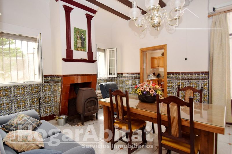 Foto df630287-9781-4b4e-b476-f28a37fee436. Casa amb aparcament piscina a Benicull De Xúquer