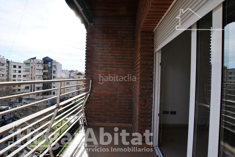 Foto f1639940-c8cc-48ba-a4a8-d5f39d79a7e4. Pis amb calefacció a Germaníes - Juzgados Gandia